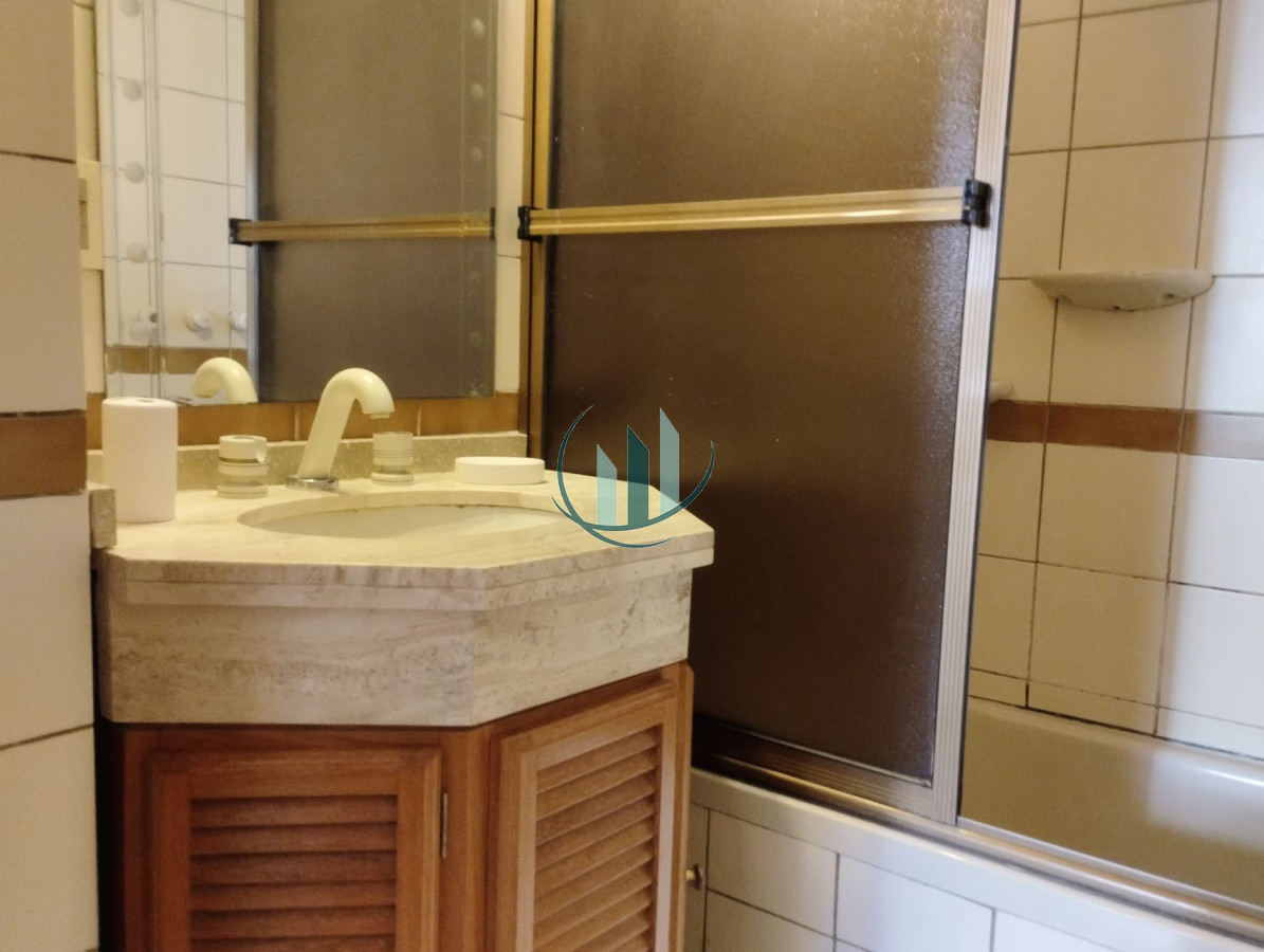 Apartamento ID.588 - A pasos del mar apartamento de 2 dormitorios con hermosa vista al jardín