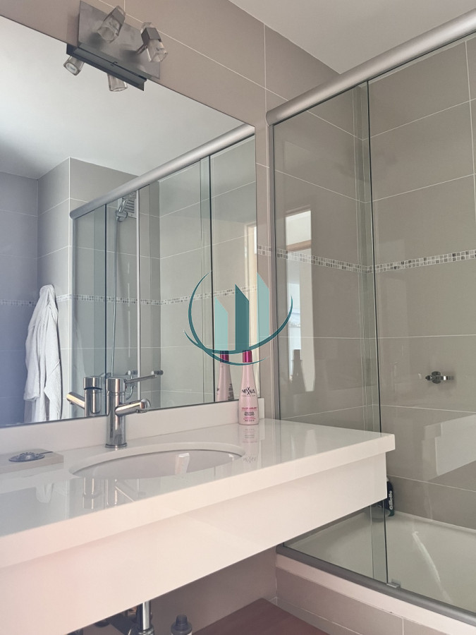 Apartamento ID.313 - Alquiler temporal Sunrise Tower Piso Alto
