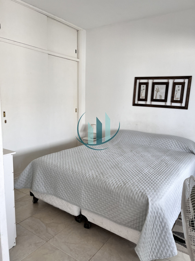 Apartamento ID.655 - Venta o Alquiler de apartamento 1 dormitorio, playa mansa, parada 1