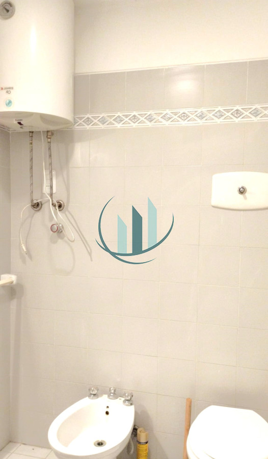 Apartamento ID.770 - 1 DORMITORIO a 100mt Terminal de Maldonado