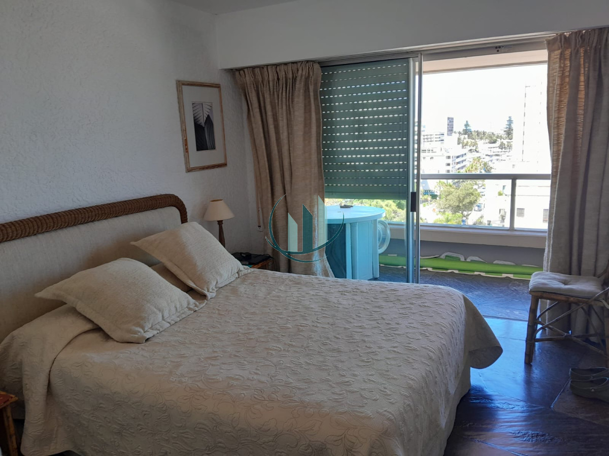 Apartamento ID.646 - Alquiler anual o invernal. Punta del Este. 3 dormitorios 