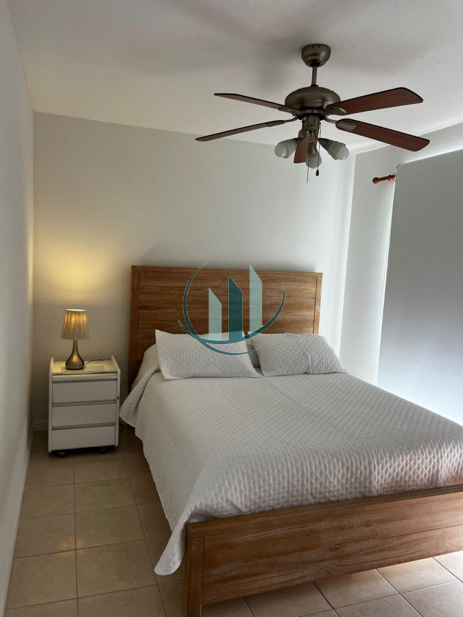Apartamento ID.605 - Alquiler en Torre Amadeus Punta del Este 