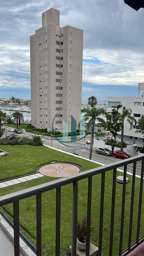 Apartamento ID.456 - Aaprtamento Il Campanile, a pasos del puerto de Punta del Este.
