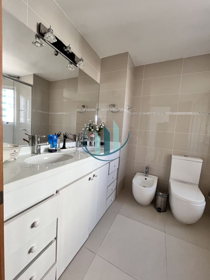 Apartamento ID.313 - Alquiler temporal Sunrise Tower Piso Alto