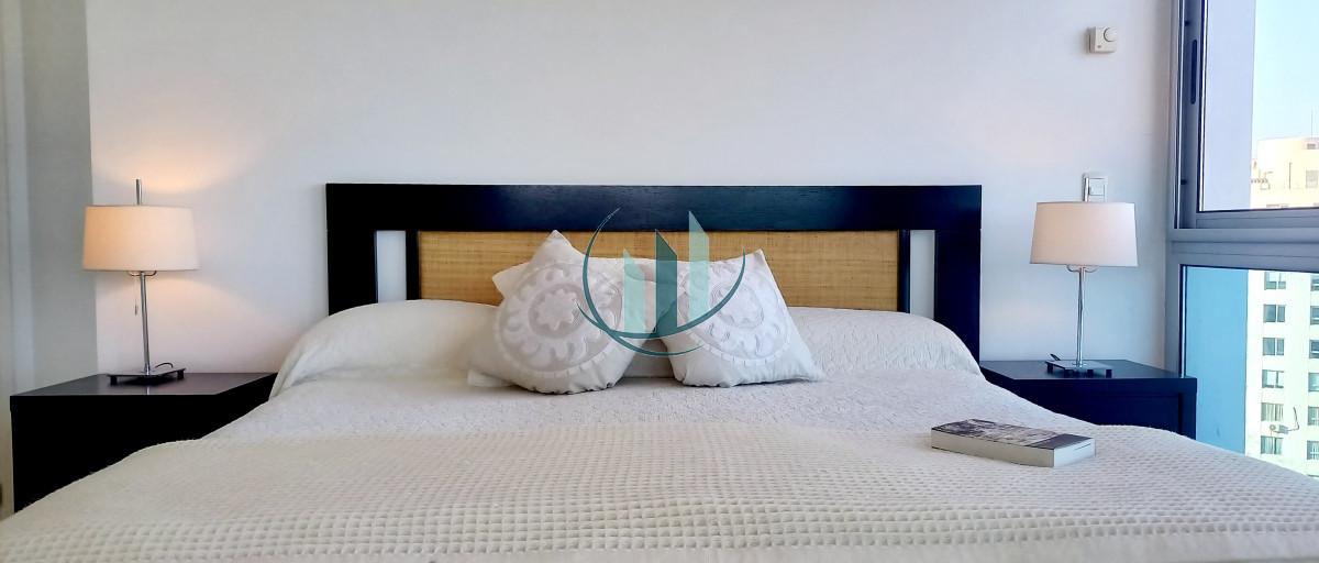Apartamento ID.301 - Apartamento en primera linea de playa Brava 3 dormitorios mas servicio