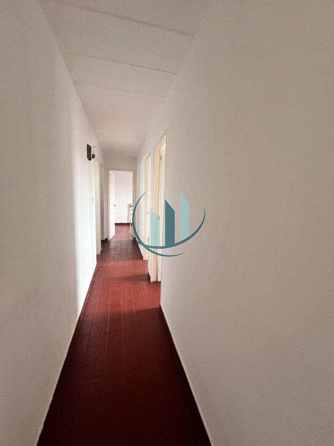 Apartamento ID.591 - Vendo apartamento en Complejo B9 de 3 dormitorios. Maldonado 