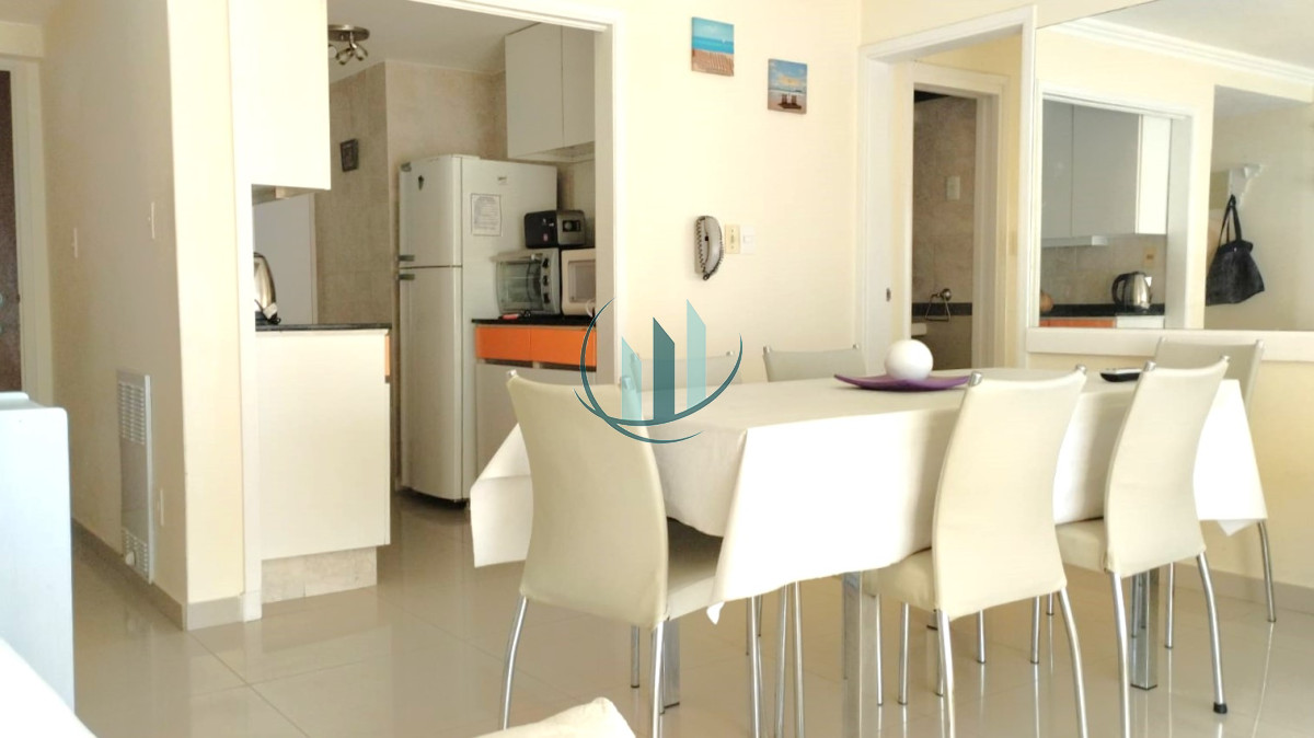 Apartamento ID.779 - ALQUILER INVERNAL - 3 Dormitorios con garage en pleno centro de Punta del Este