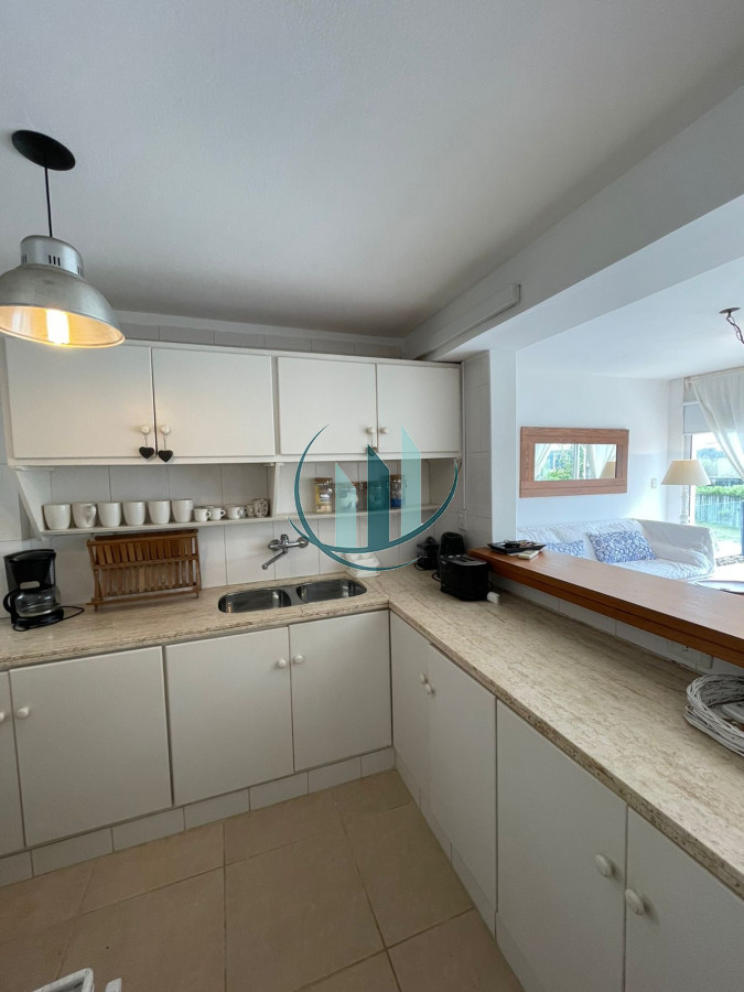 Apartamento ID.708 - Alquiler temporal apartamento en parada 32 Playa Brava