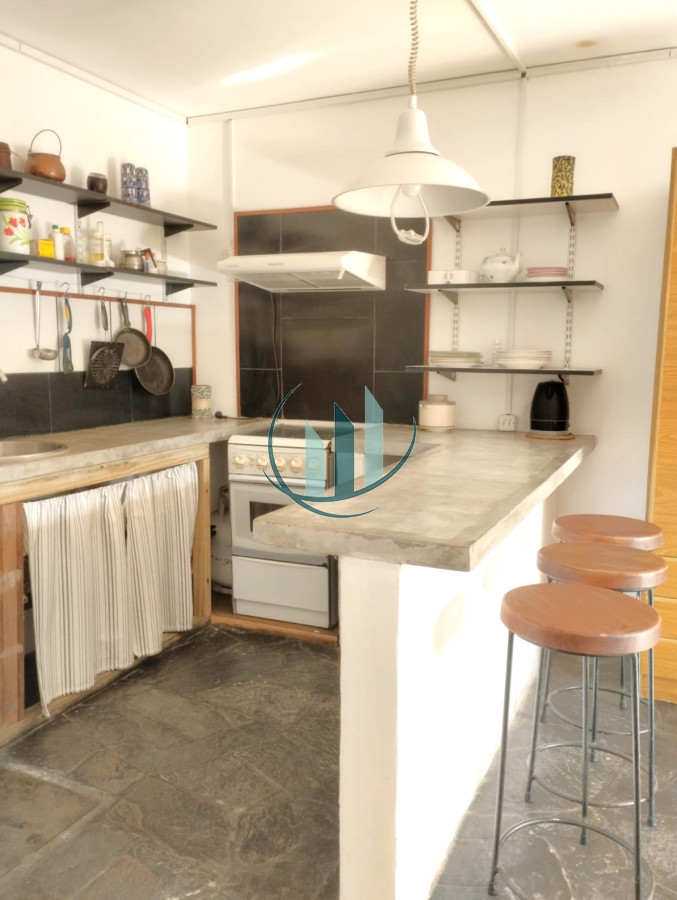 Apartamento ID.772 - ALQUILER ANUAL - 1 Dormitorio Punta del Este - Sobre Playa Pinares