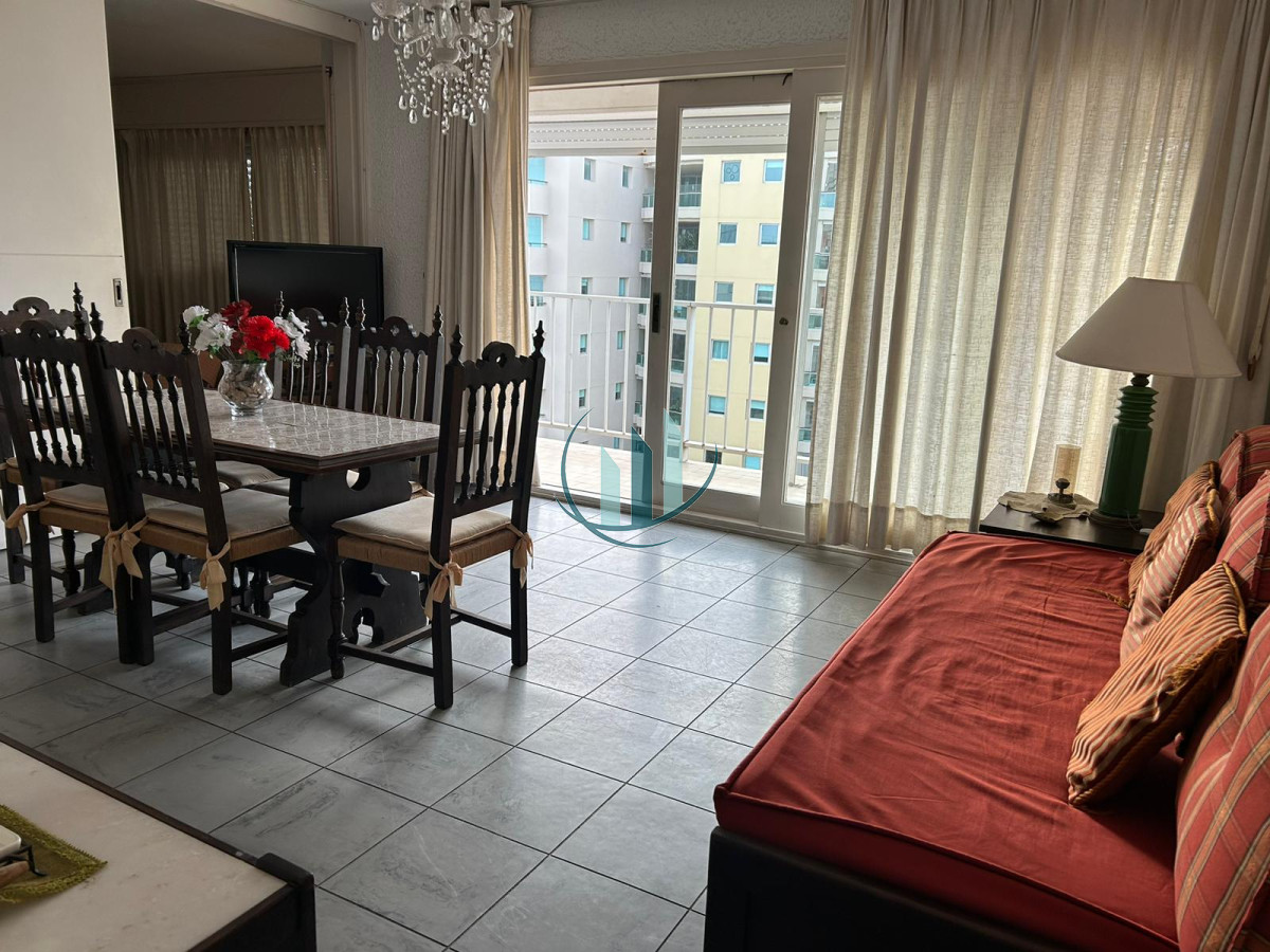 Apartamento ID.413 - peninsula , dormitorios y 2 baños