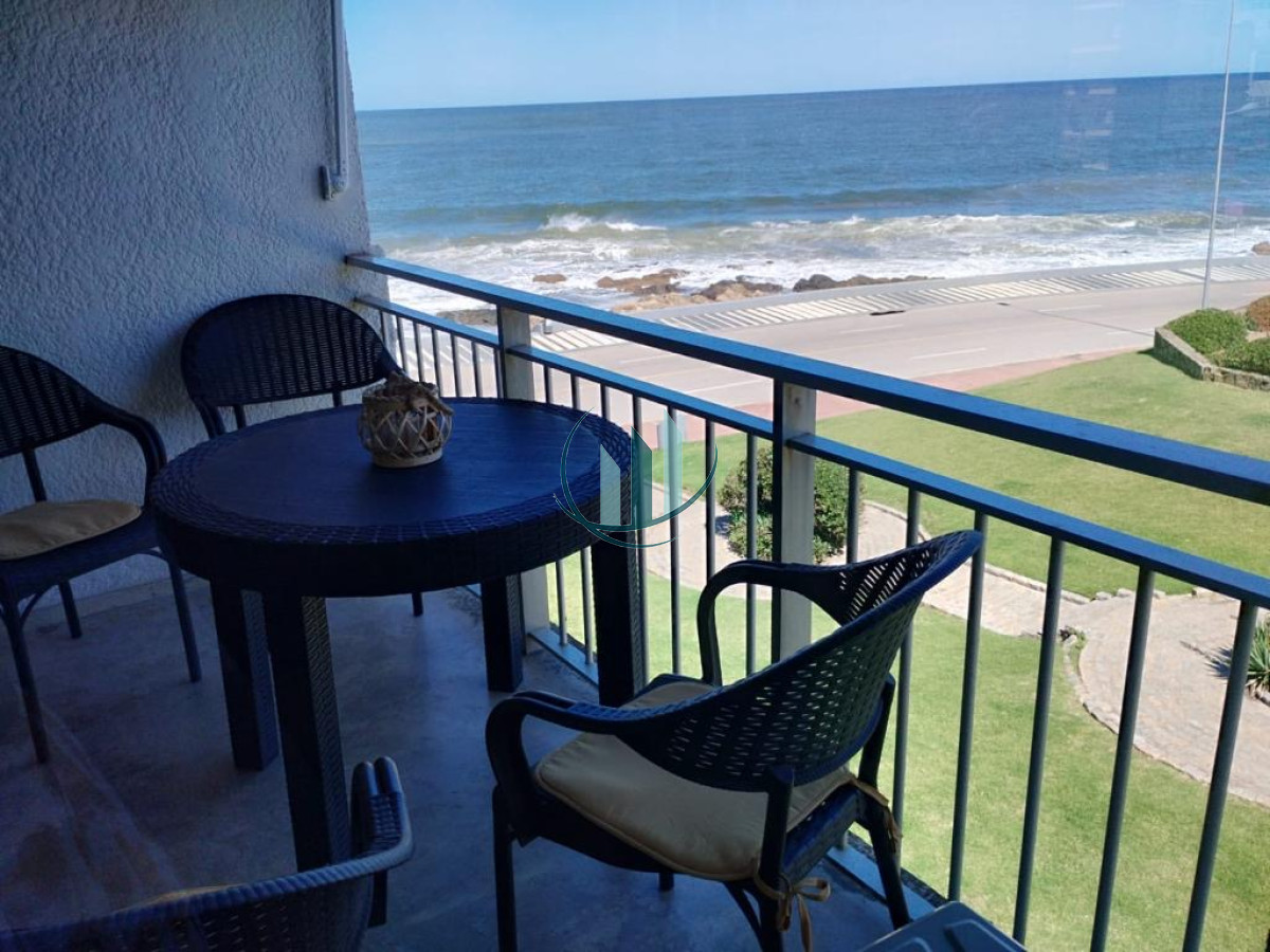 Apartamento ID.664 - Alquiler de verano Península Punta del Este 2 dorm
