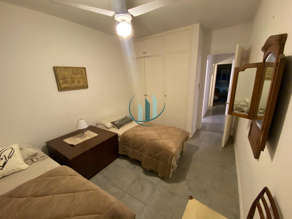 Apartamento ID.326 - Apartamento en playa mansa Edificio Britania 