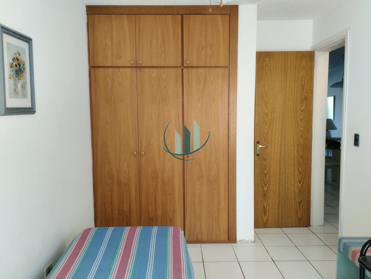 Apartamento ID.588 - A pasos del mar apartamento de 2 dormitorios con hermosa vista al jardín