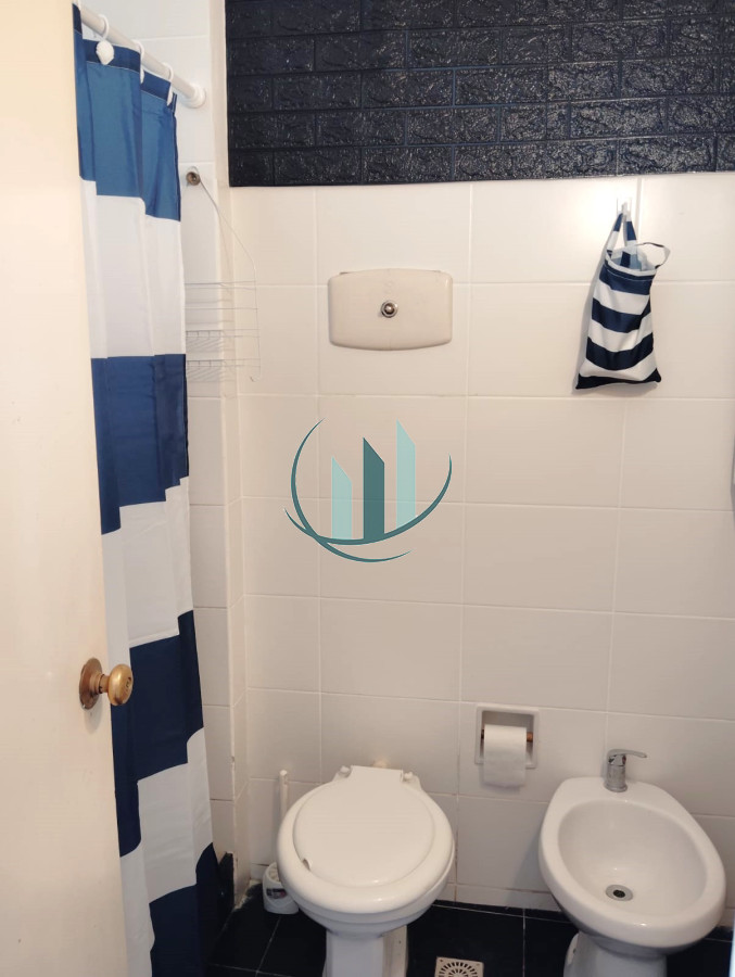 Apartamento ID.776 - ALQUILER DE VERANO - 1 Dormitorio Punta del Este - Sobre playa mansa Pda 17