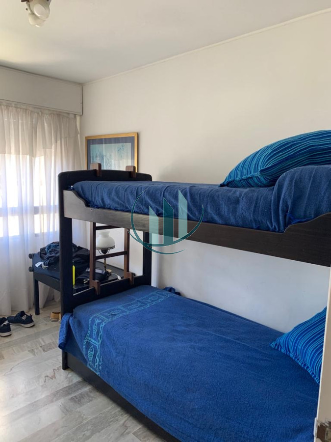 Apartamento ID.634 - Alquilo apartamento anual Parquemar Torre B 