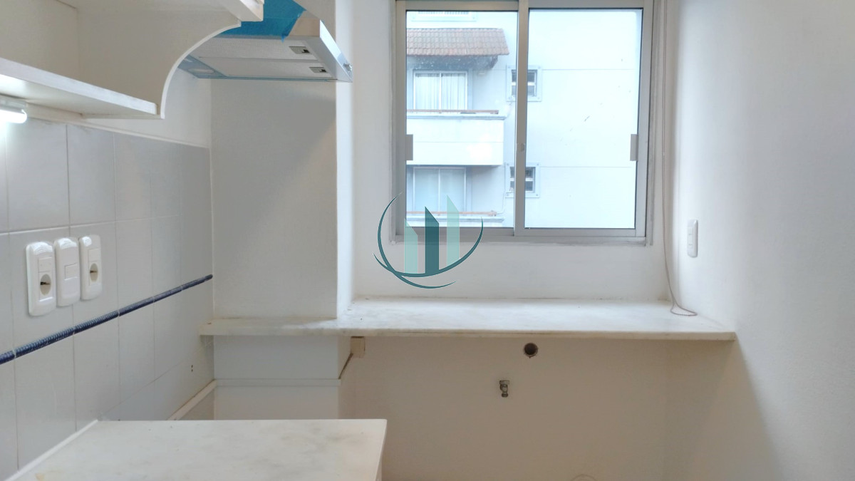 Apartamento ID.770 - 1 DORMITORIO a 100mt Terminal de Maldonado