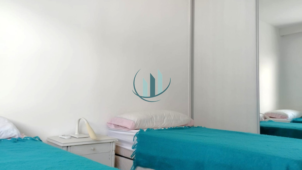 Apartamento ID.781 - ALQUILER ANUAL 3 Dormitorios con vista despejada al mar + terraza +  cochera