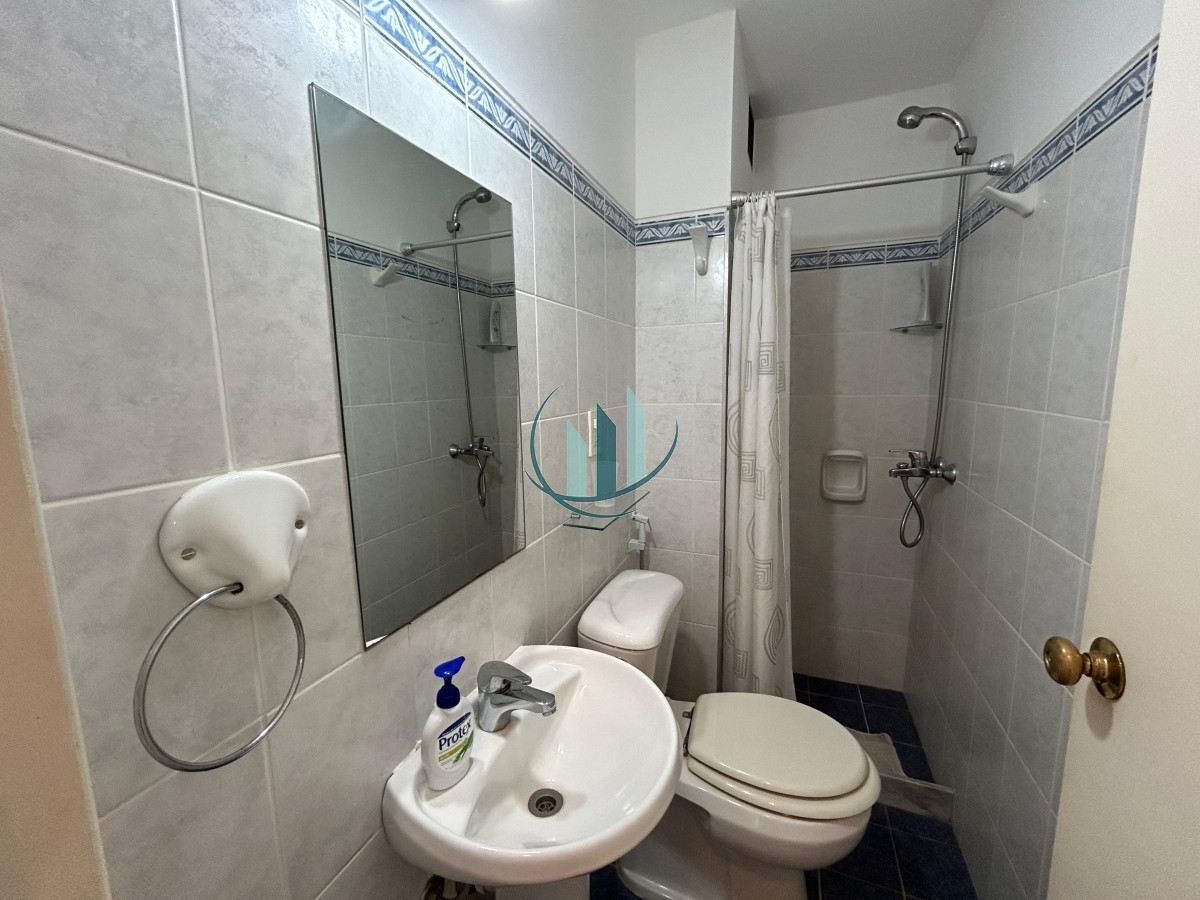 Apartamento ID.710 - 2 Dorm y 2 Baños a pasos de Playa Brava