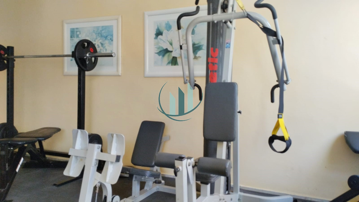 Apartamento ID.779 - ALQUILER INVERNAL - 3 Dormitorios con garage en pleno centro de Punta del Este