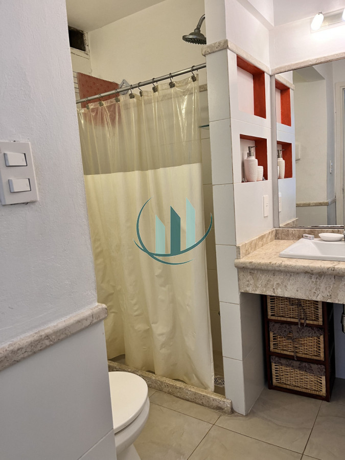 Apartamento ID.655 - Venta o Alquiler de apartamento 1 dormitorio, playa mansa, parada 1