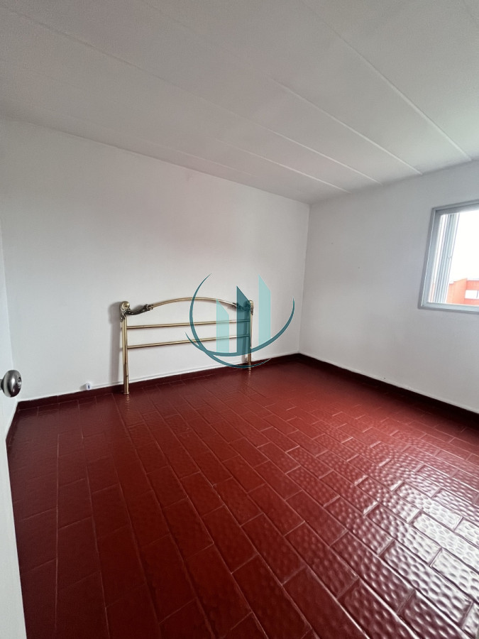 Apartamento ID.591 - Vendo apartamento en Complejo B9 de 3 dormitorios. Maldonado 
