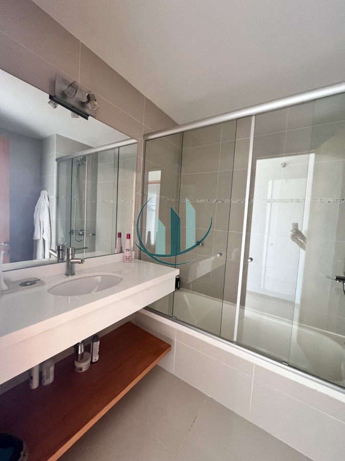 Apartamento ID.313 - Alquiler temporal Sunrise Tower Piso Alto