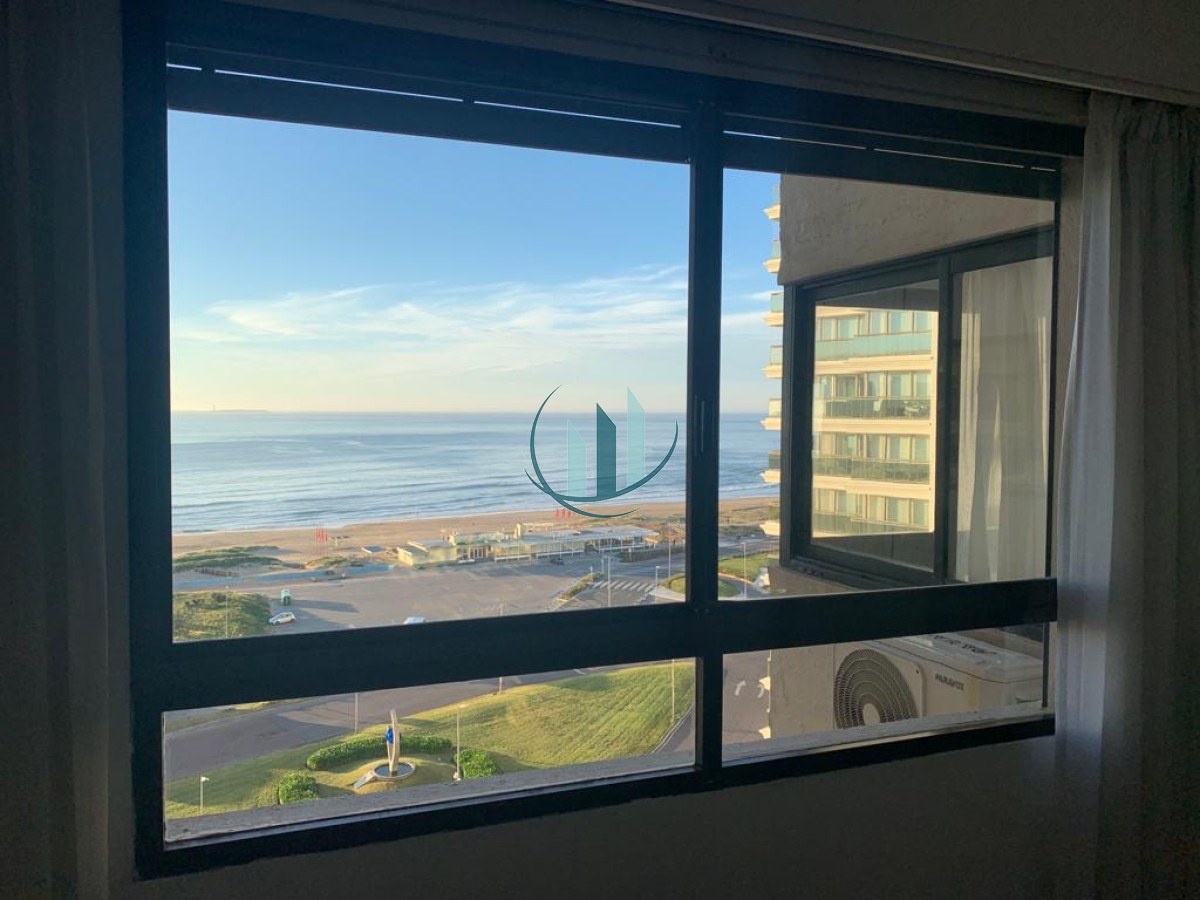 Apartamento ID.634 - Alquilo apartamento anual Parquemar Torre B 