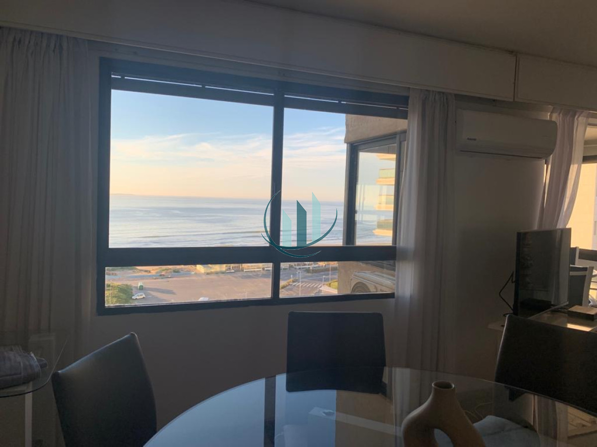 Apartamento ID.634 - Alquilo apartamento anual Parquemar Torre B 