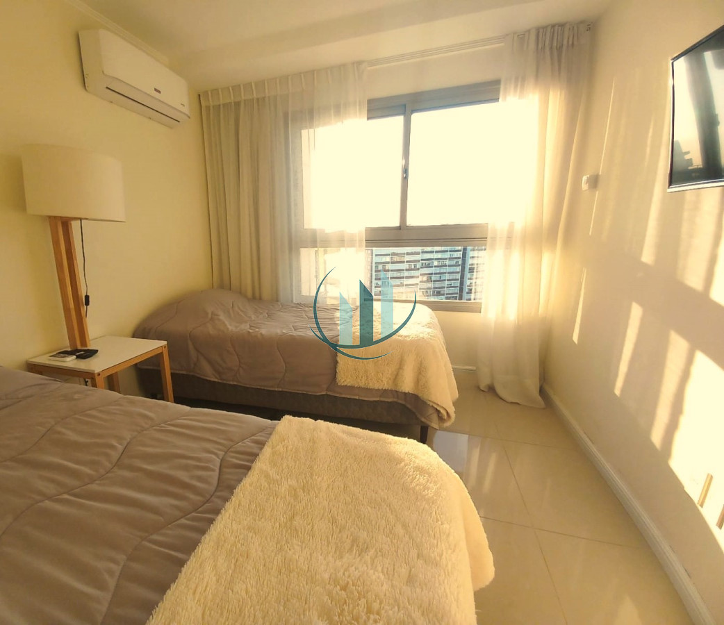 Apartamento ID.271 - ALQUILO TEMPORAL Y VENDO PENTHOUSE EDIFICIO IMPERIALE