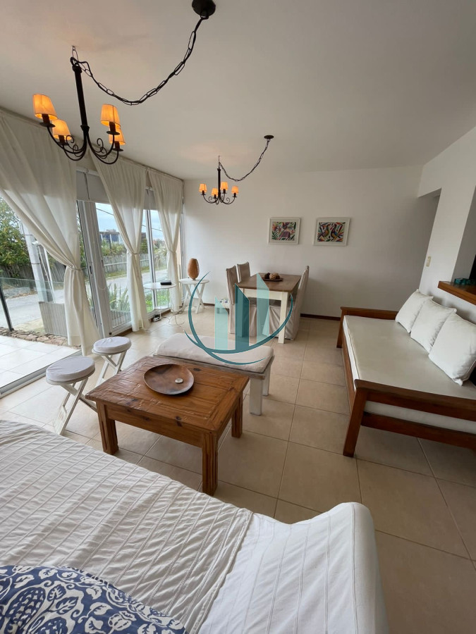 Apartamento ID.708 - Alquiler temporal apartamento en parada 32 Playa Brava