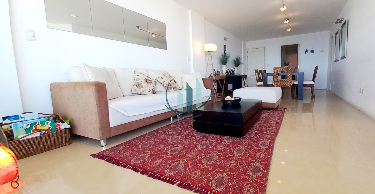 Apartamento ID.301 - Apartamento en primera linea de playa Brava 3 dormitorios mas servicio