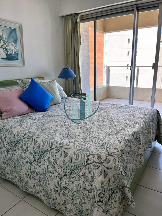 Apartamento ID.318 - Apto en alquiler temporario. Punta del Este
