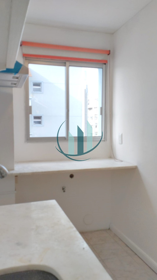 Apartamento ID.770 - 1 DORMITORIO a 100mt Terminal de Maldonado