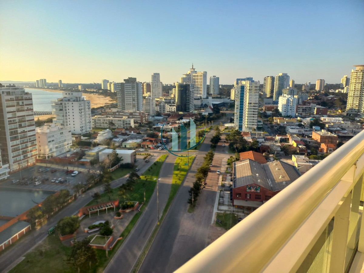 Apartamento ID.271 - ALQUILO TEMPORAL Y VENDO PENTHOUSE EDIFICIO IMPERIALE