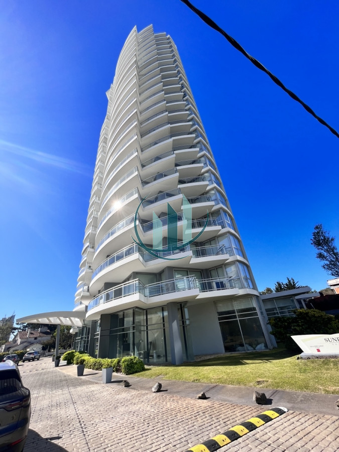 Apartamento ID.313 - Alquiler temporal Sunrise Tower Piso Alto