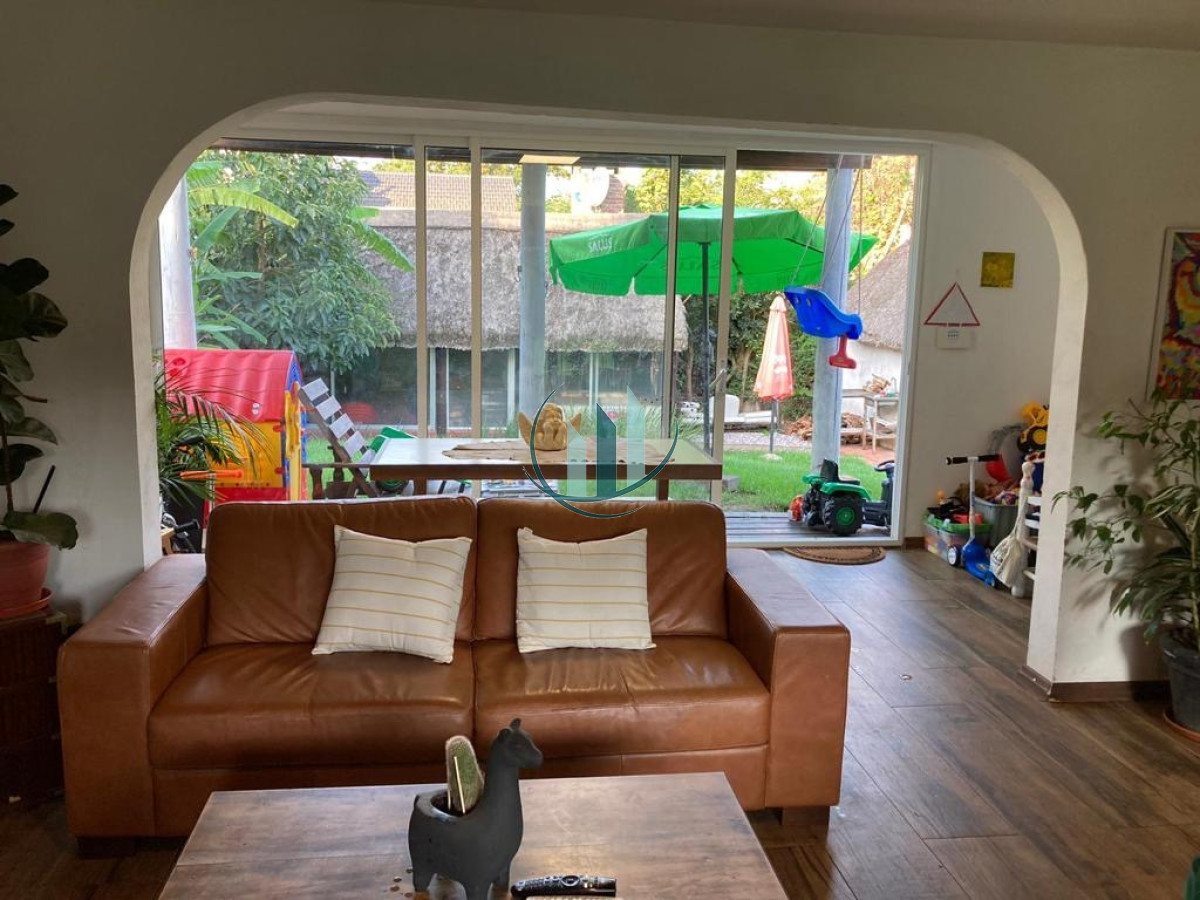 Casa ID.641 - Venta casa en pinares 