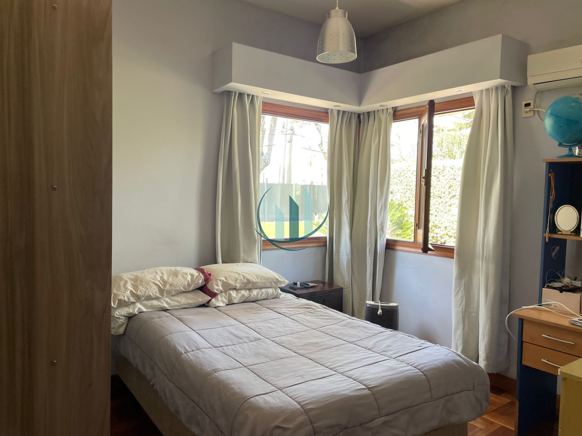 Casa ID.350 - Muy buena casa en Carrasco Sur