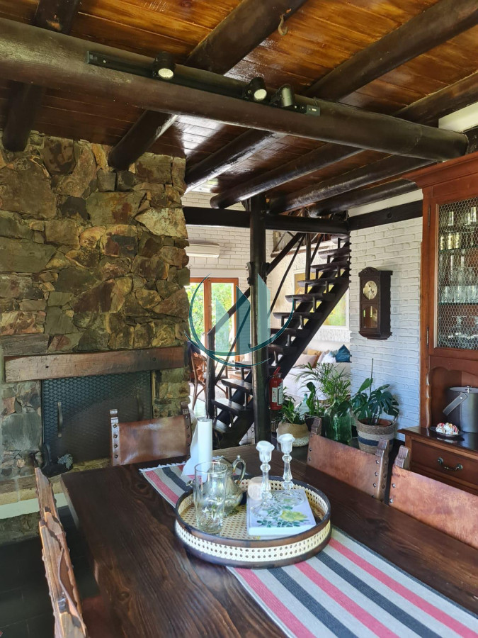 Casa ID.493 - Vendo Casa pinares 