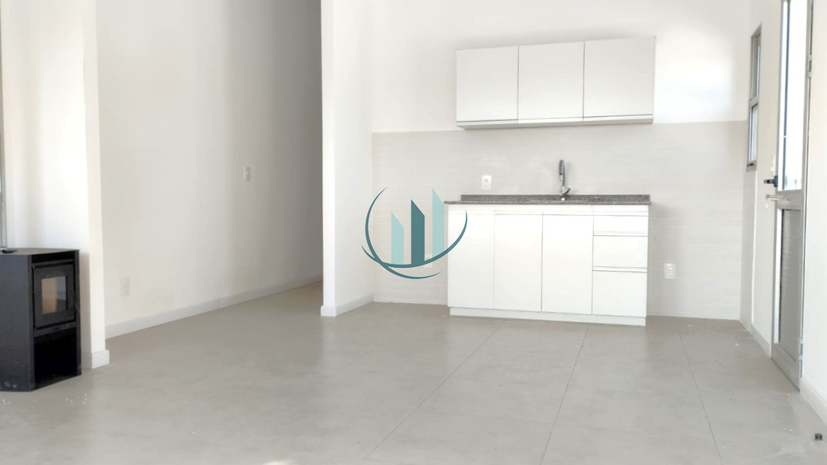 Casa ID.811 - Casa Duplex 2 Dormitorios + Estacionamiento +  Parrillero