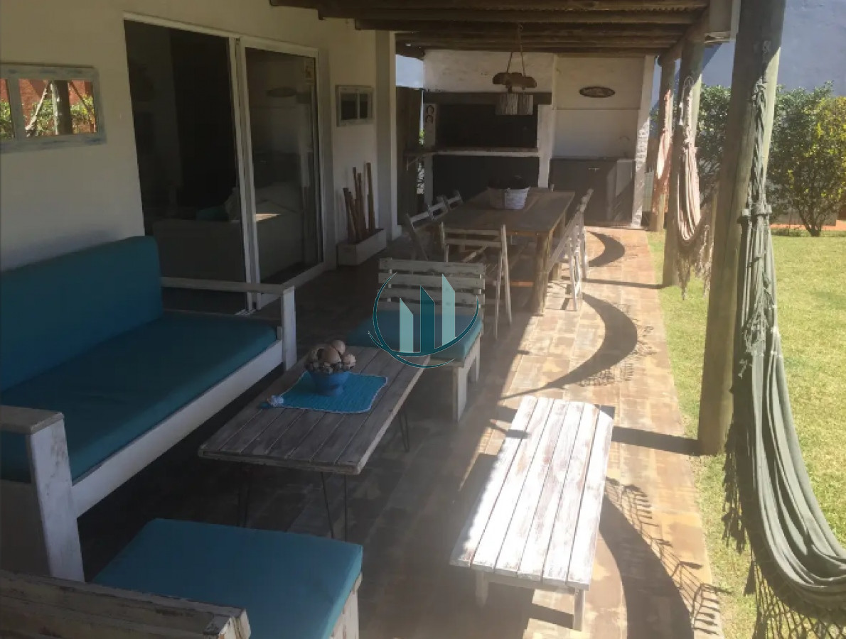 Casa ID.277 - ALQUILO TEMPORADA - La Barra Casa de 3 dormitorios a 200 mts de la playa