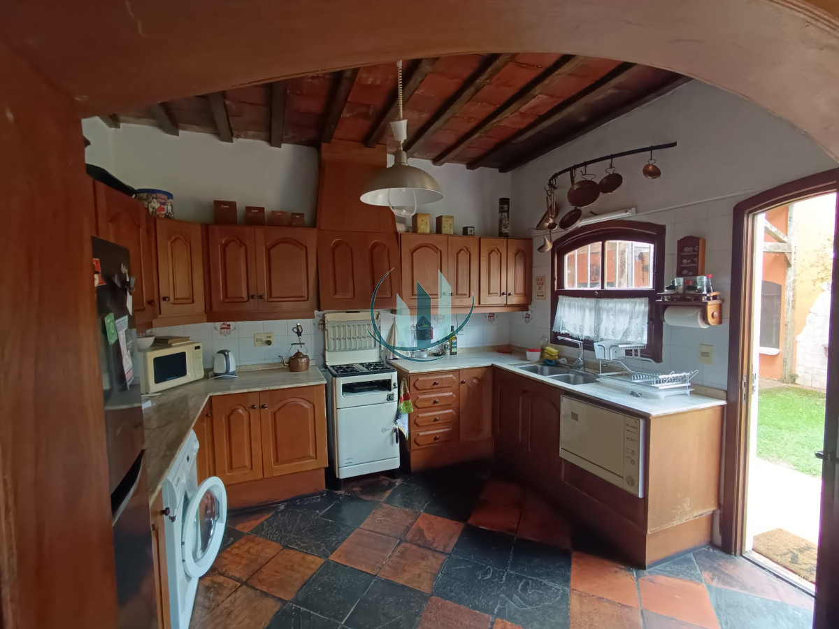 Casa ID.633 - Alquiler en Pinares