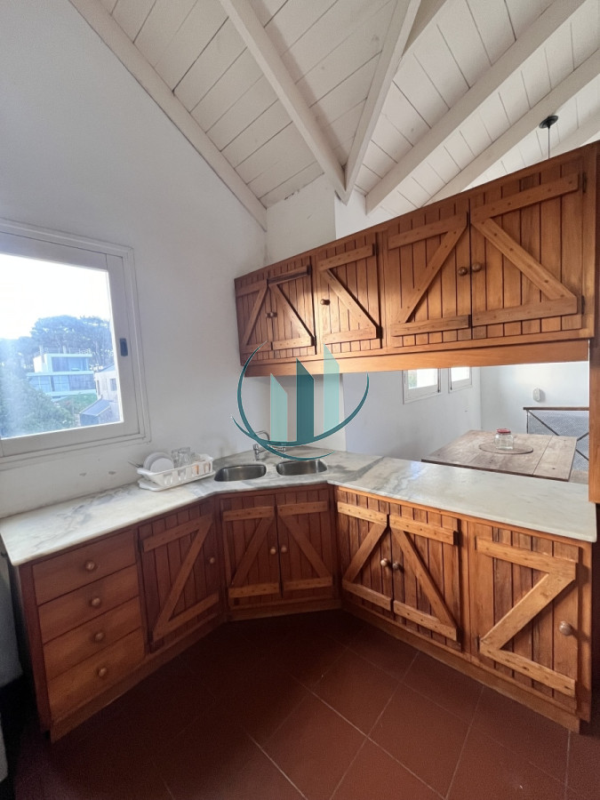 Casa ID.615 - Alquiler en Manantiales con vista al mar 