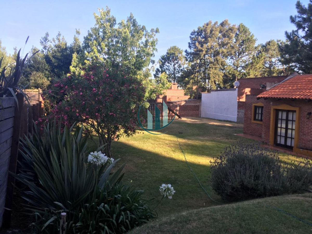 Casa ID.650 - Se alquila casa en Pinares. Excelente estado 