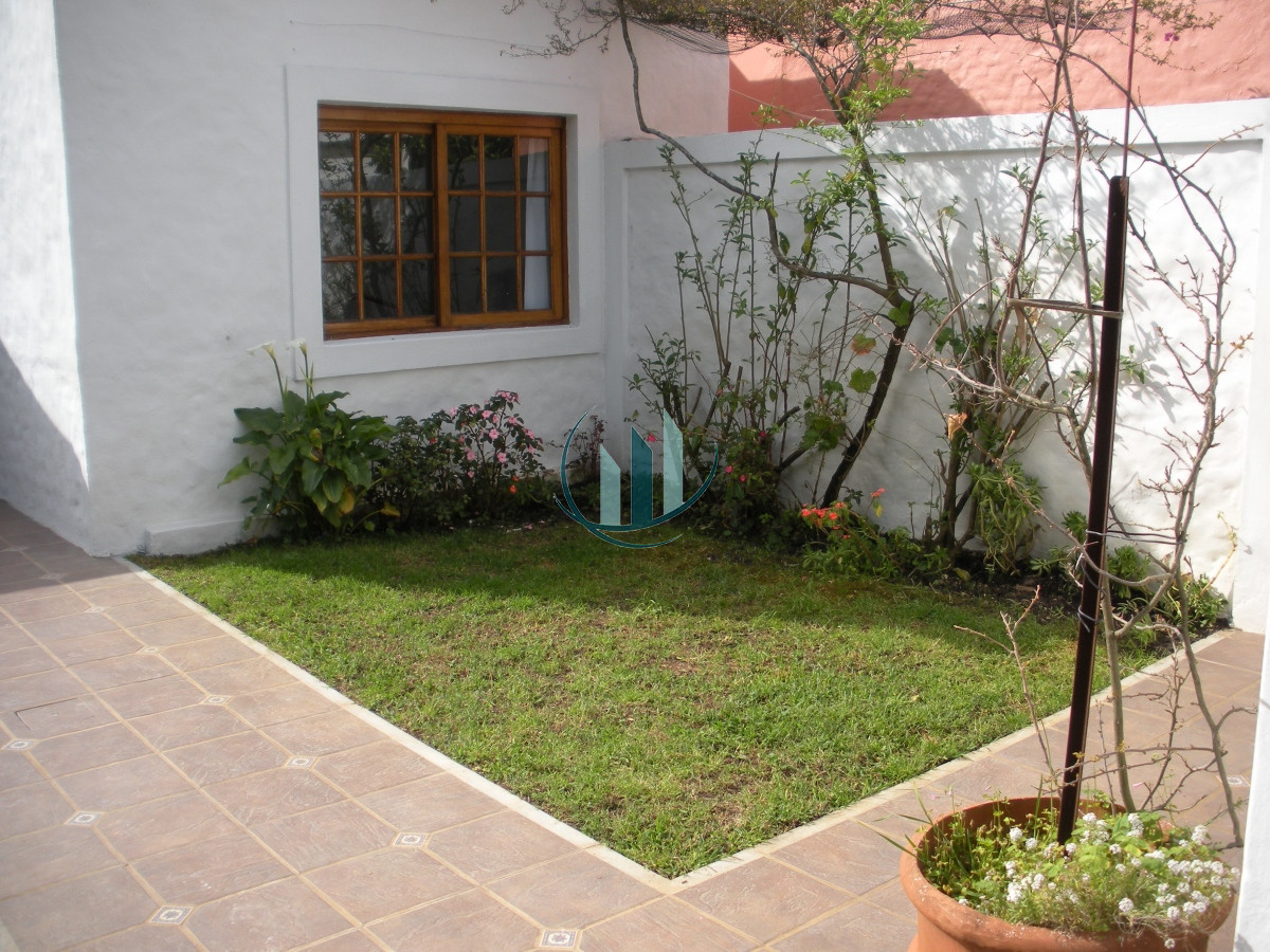 Casa ID.624 - Casa con jardín a pasos de la playa mansa 