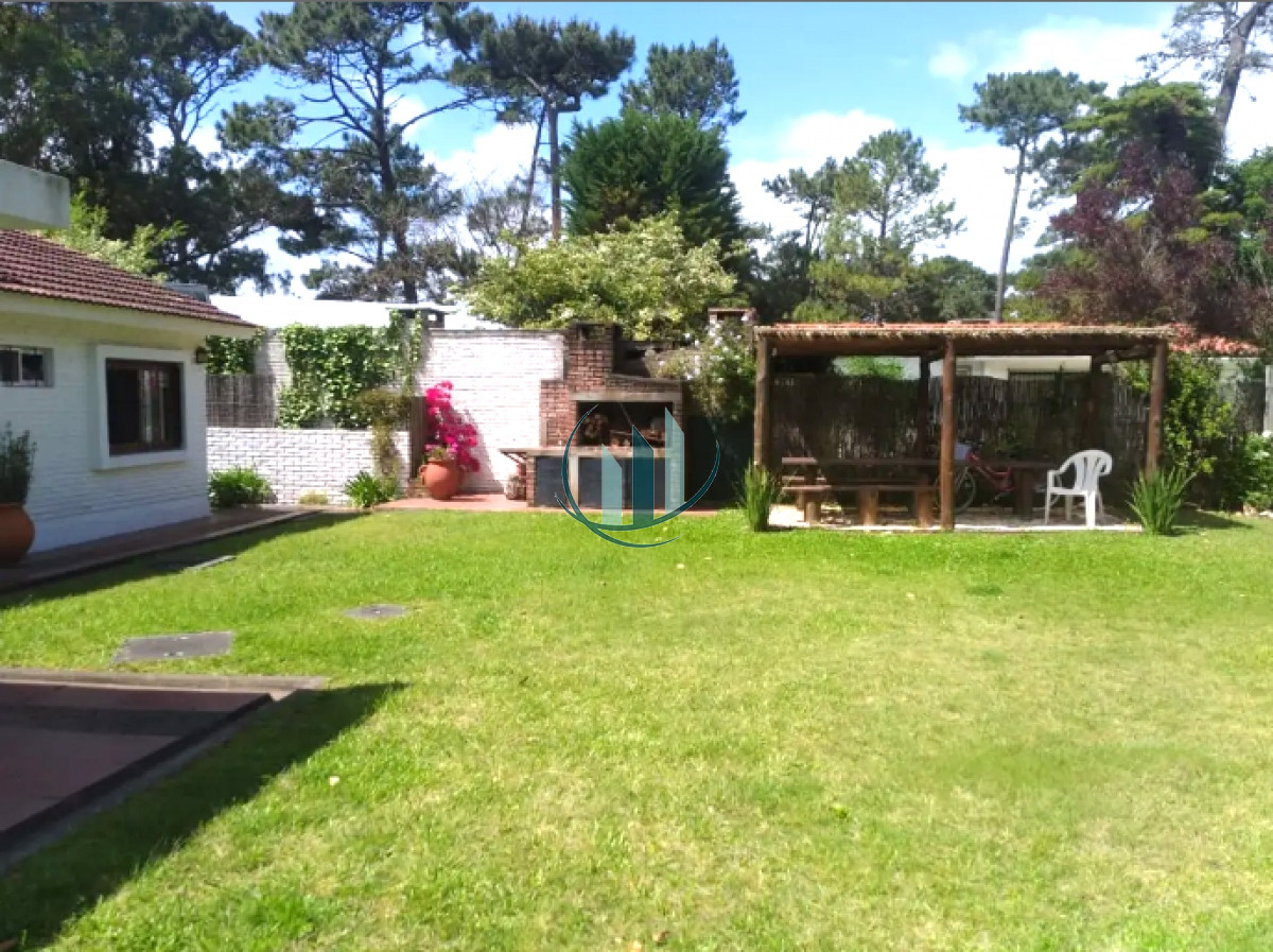 Casa ID.296 - ALQUILER TEMPORADA - Casa en playa Brava, Rincón dle Indio a 300m del mar