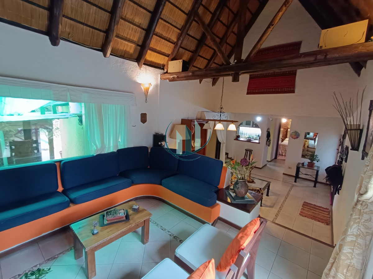 Casa ID.658 - Venta 3 dormitorios en Pinares