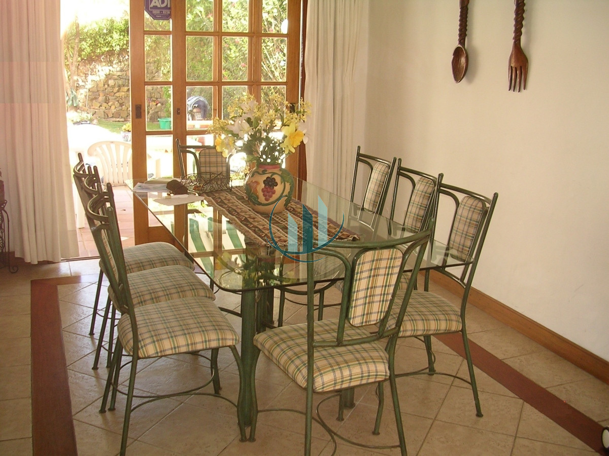 Casa ID.624 - Casa con jardín a pasos de la playa mansa 