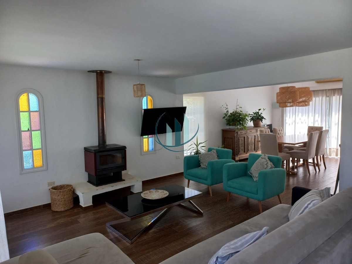 Casa ID.59 - hermosa casa en venta en Pinares