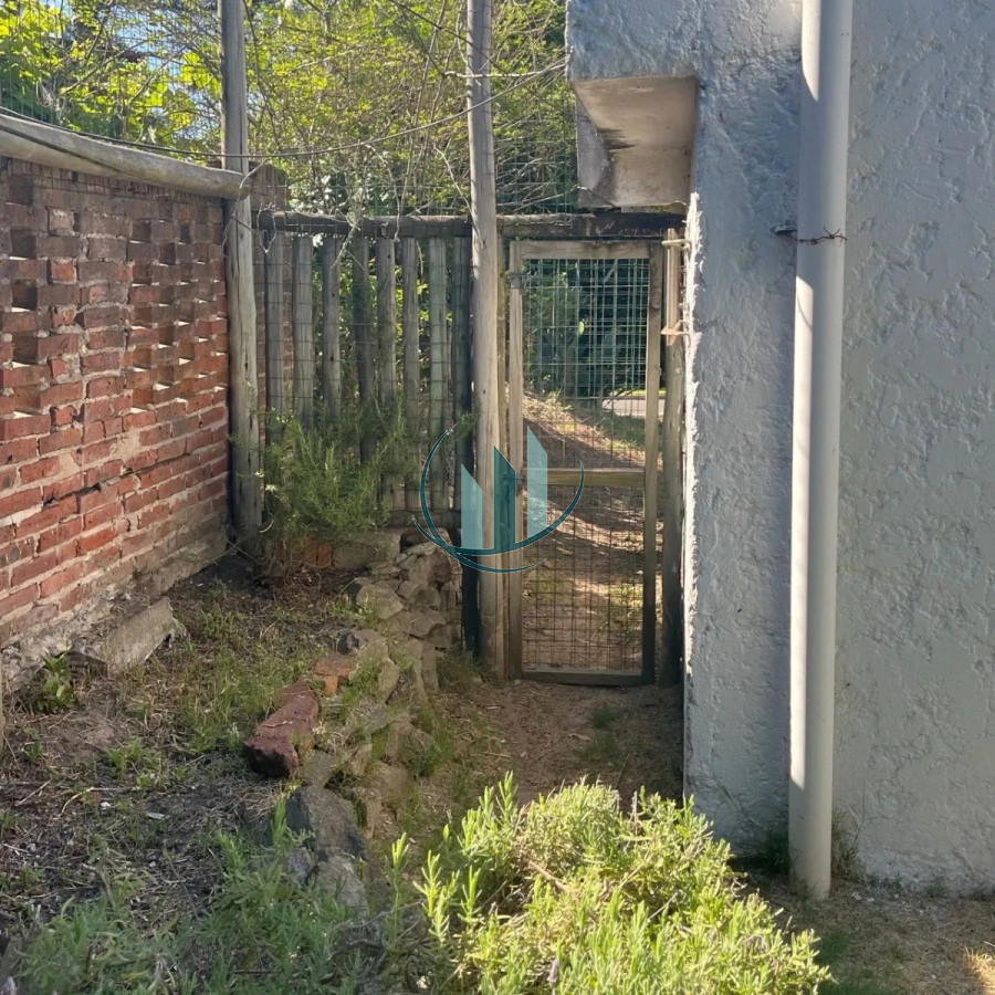 Casa ID.796 - EN VENTA Casa ph en Pinares 1 Dormitorio 