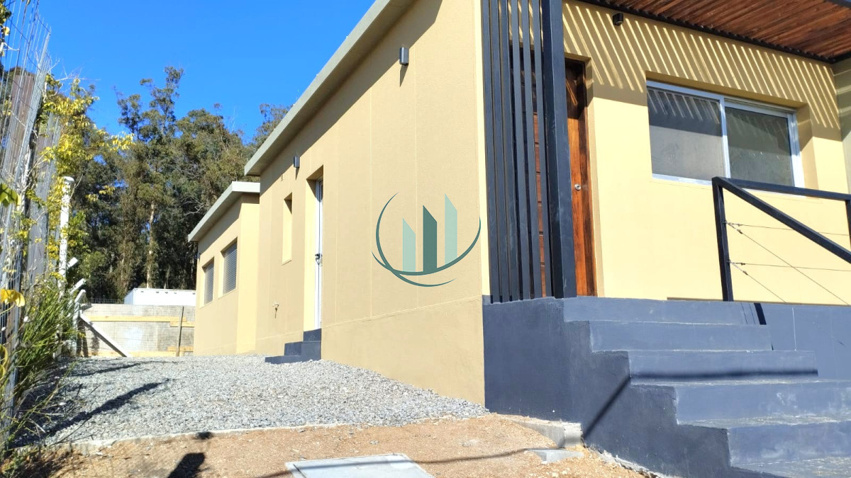 Casa ID.811 - Casa Duplex 2 Dormitorios + Estacionamiento +  Parrillero